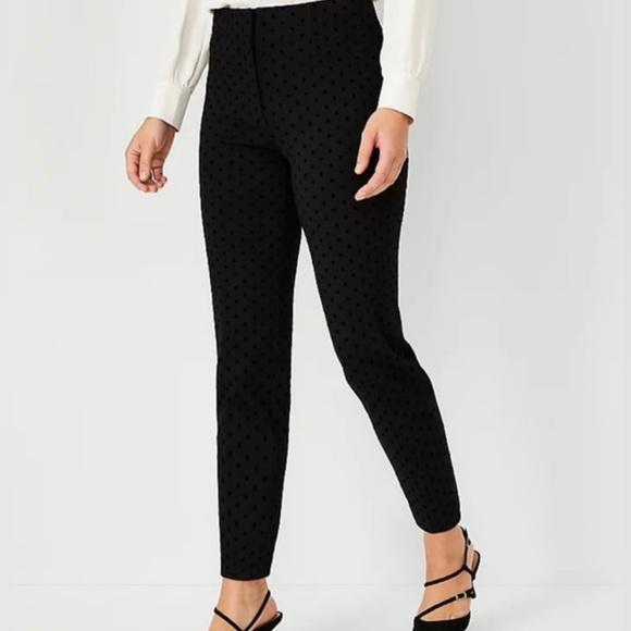 Ann Taylor Slim Ankle Polka Dot Velvet Pants Size 4 - Picture 3 of 8